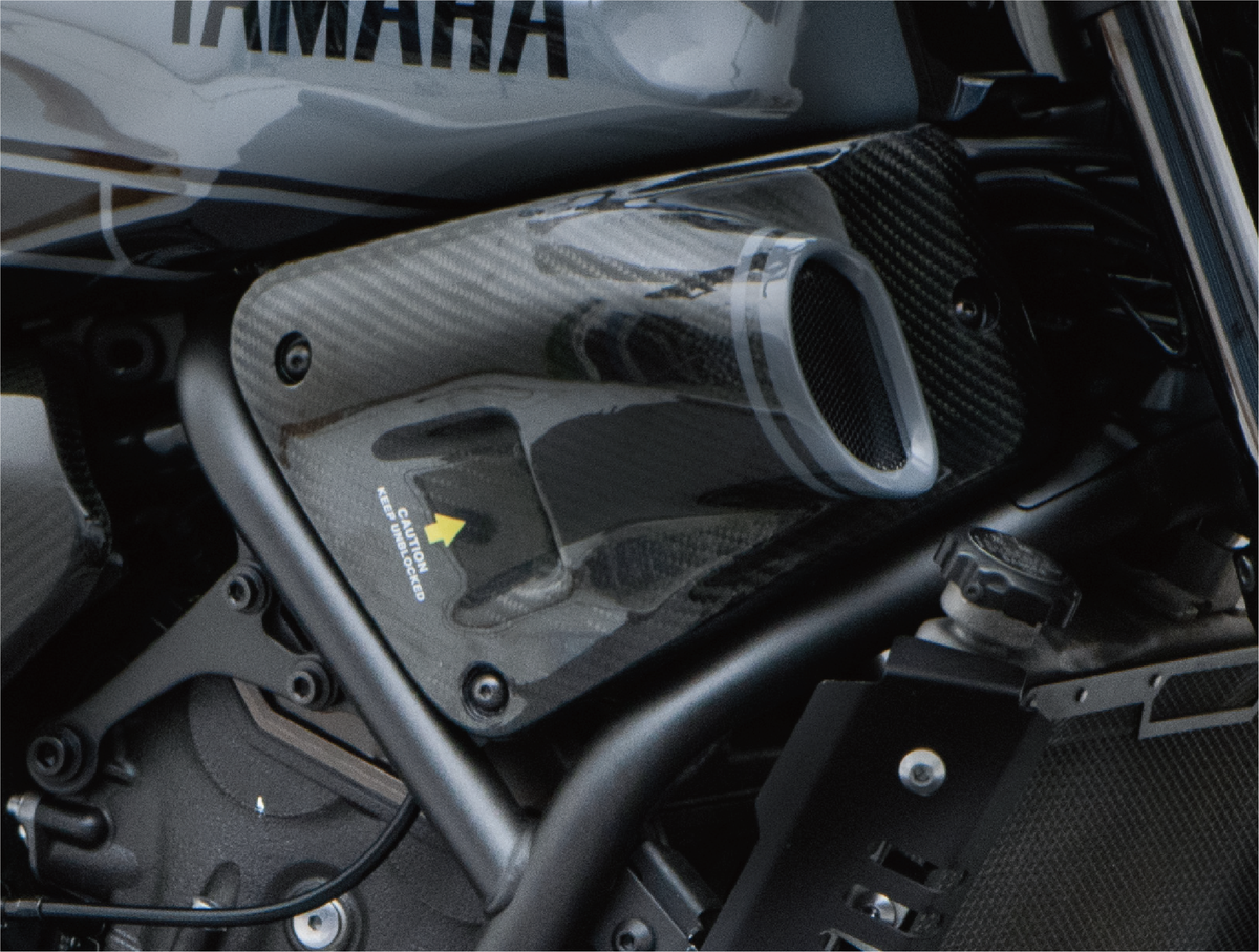 xsr700 HooBue カーボン　エアインテークカバー　タイラント　カウル XSR700 Carbon Fiber Front Frame Cover – HooBue